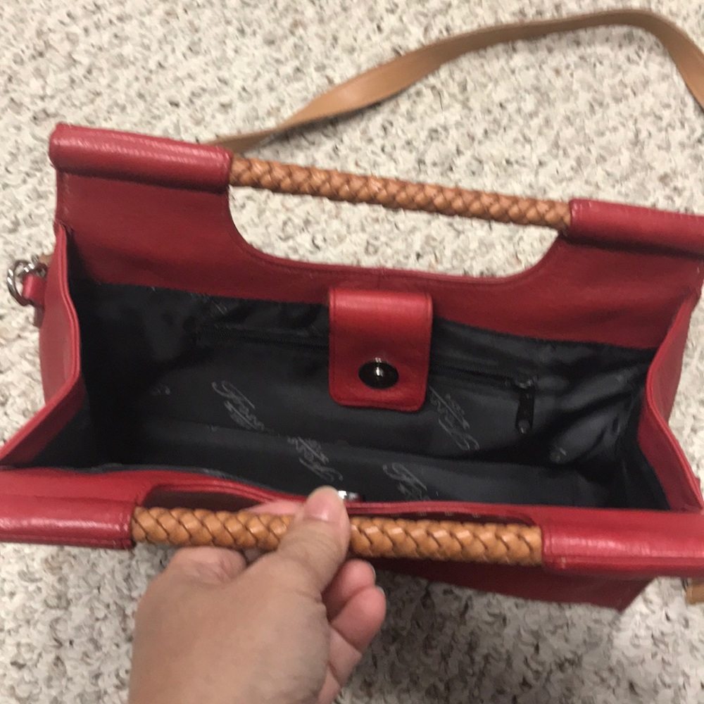 Red FOSSIL purse - Picture 3 of 3